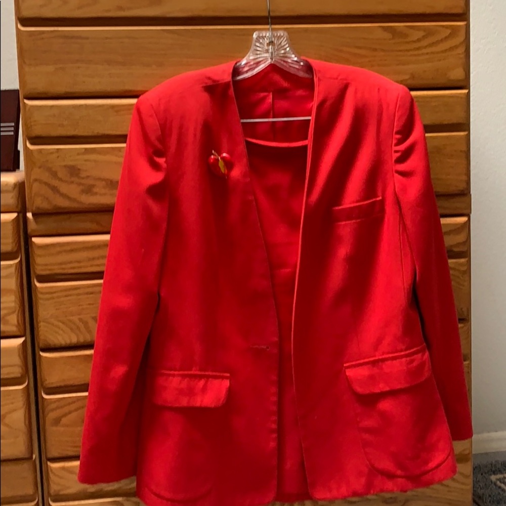 Red suit